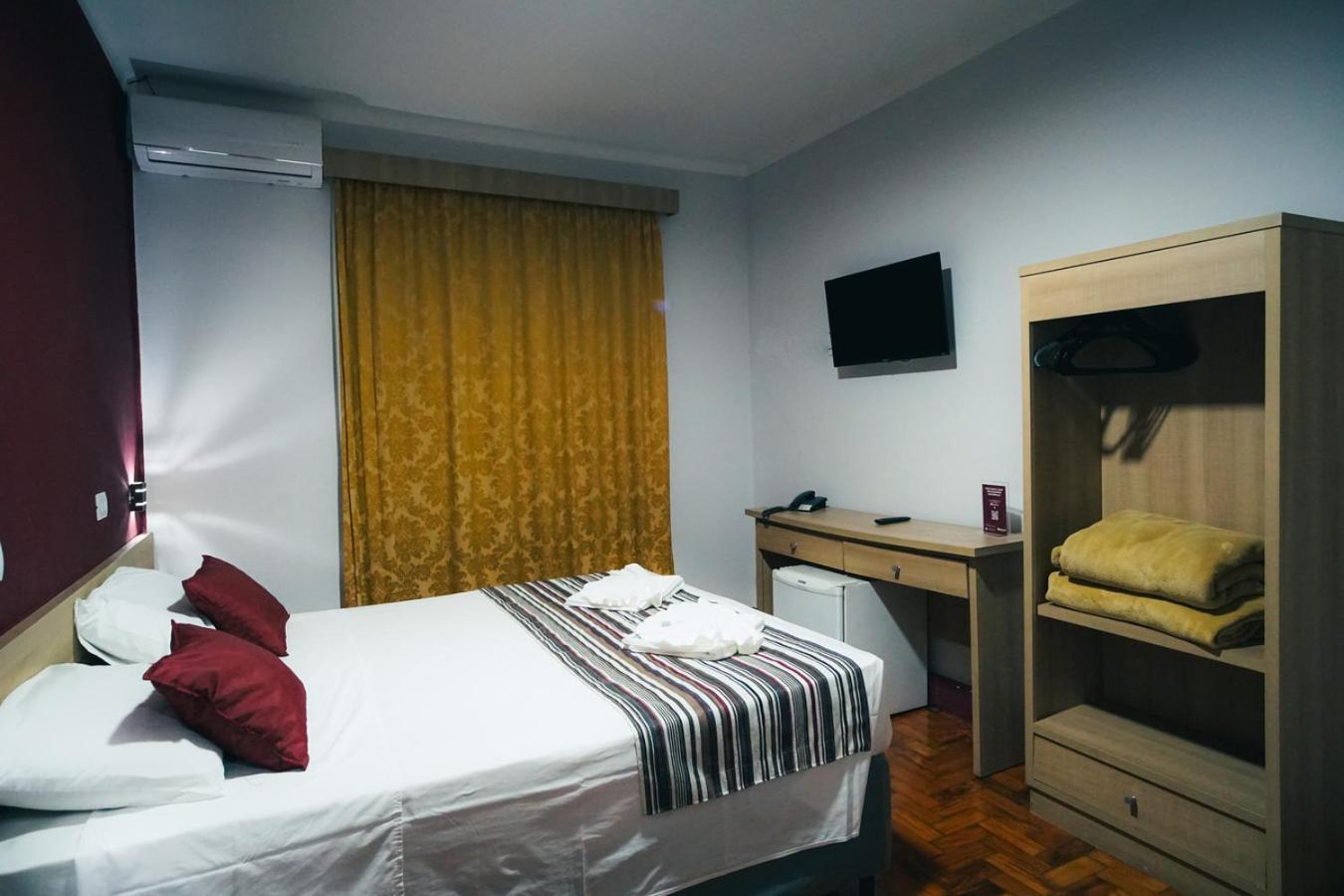 Hotel Euro Suite Pocos De Caldas By Nacional Inn Esterno foto