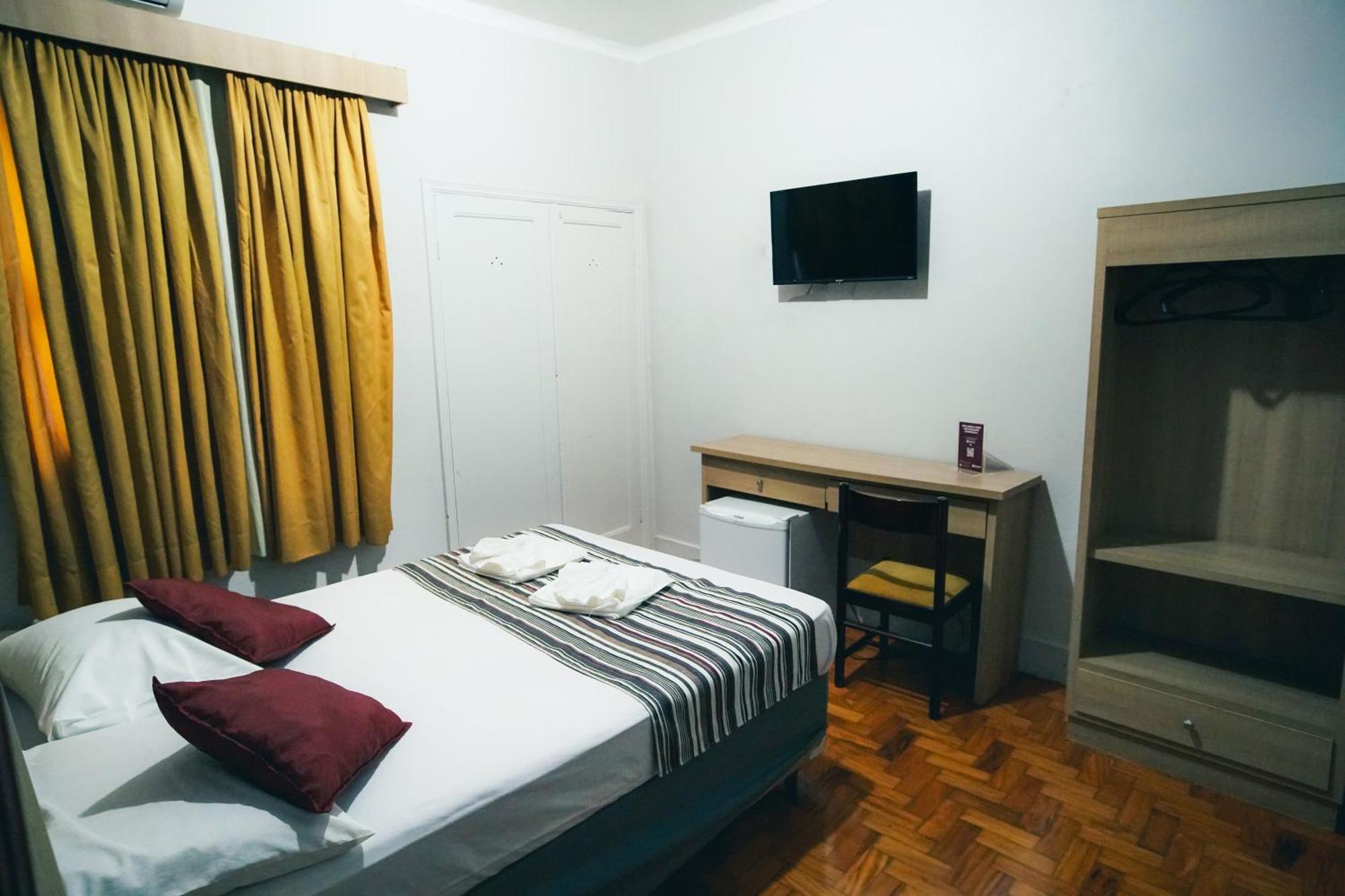 Hotel Euro Suite Pocos De Caldas By Nacional Inn Esterno foto