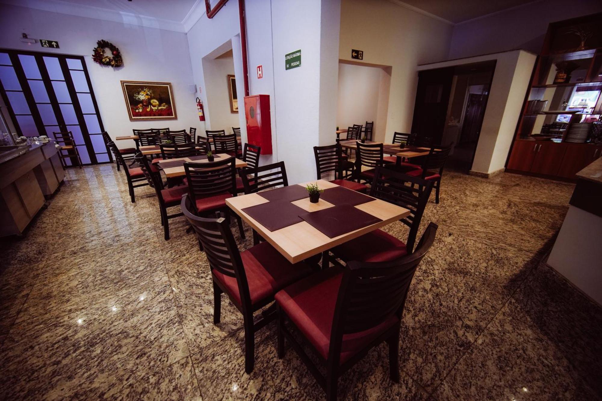 Hotel Euro Suite Pocos De Caldas By Nacional Inn Esterno foto