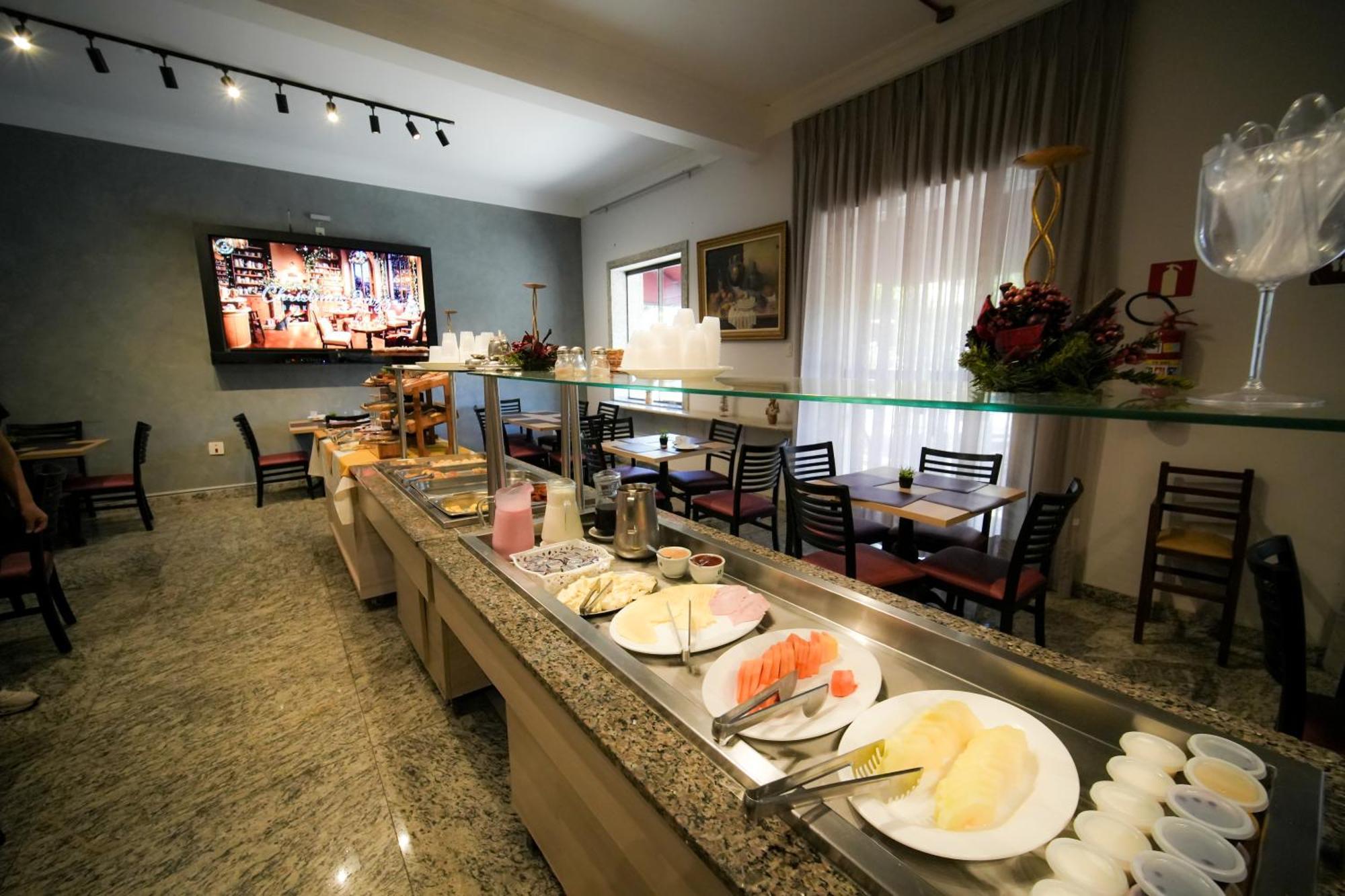 Hotel Euro Suite Pocos De Caldas By Nacional Inn Esterno foto