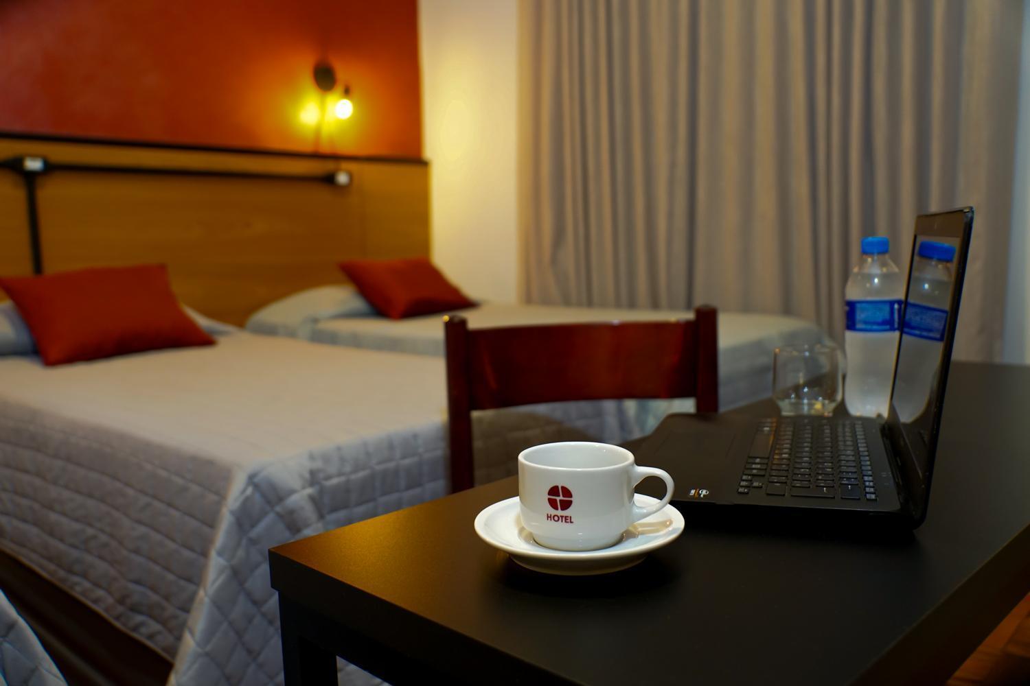 Hotel Euro Suite Pocos De Caldas By Nacional Inn Esterno foto