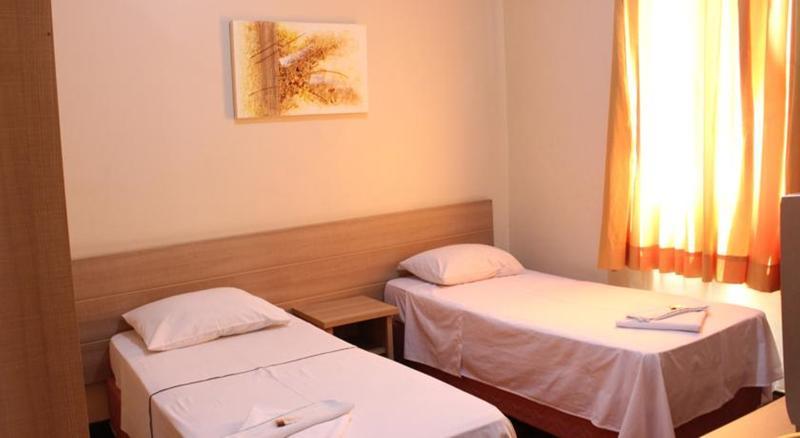 Hotel Euro Suite Pocos De Caldas By Nacional Inn Esterno foto
