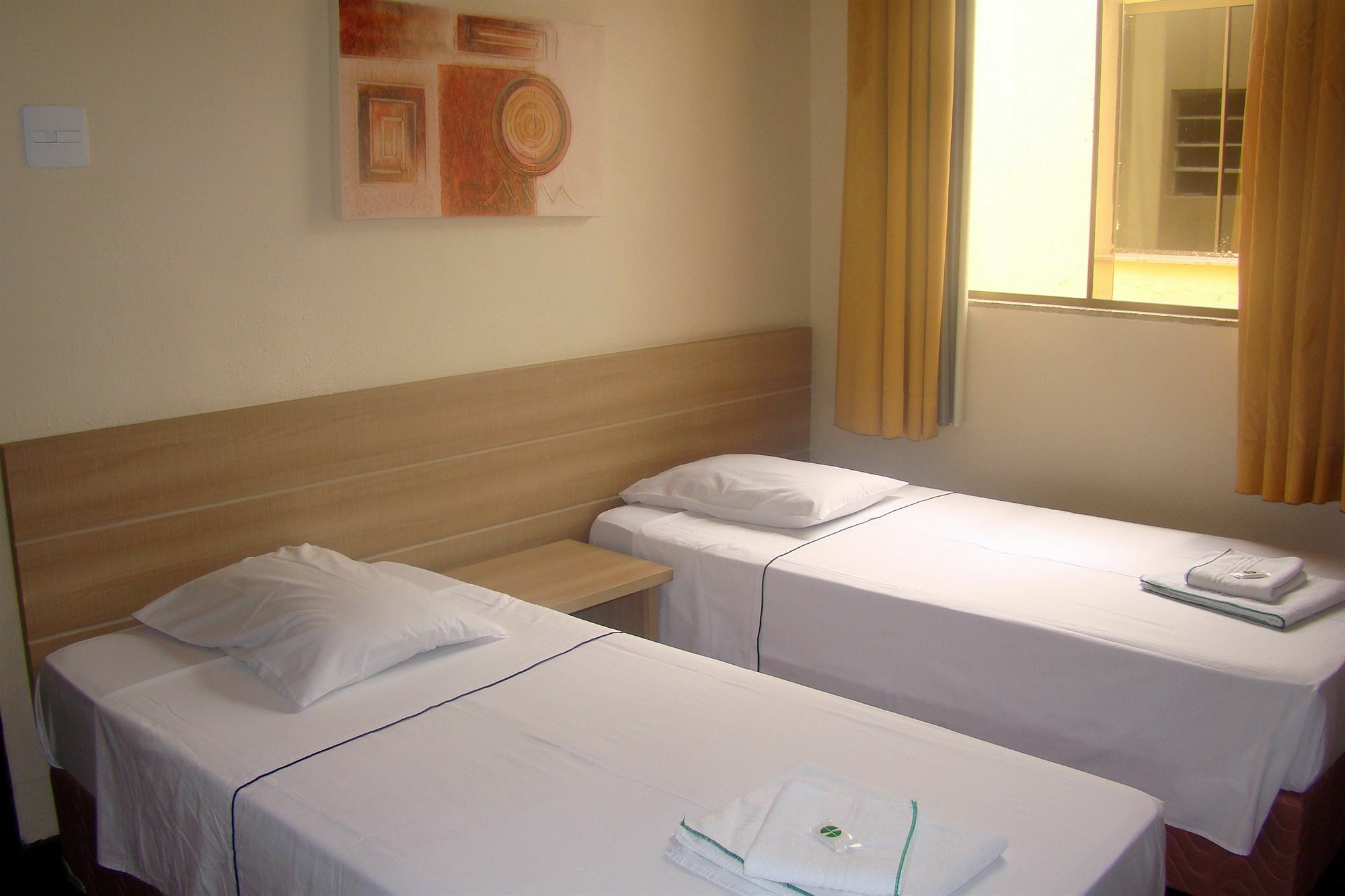 Hotel Euro Suite Pocos De Caldas By Nacional Inn Esterno foto
